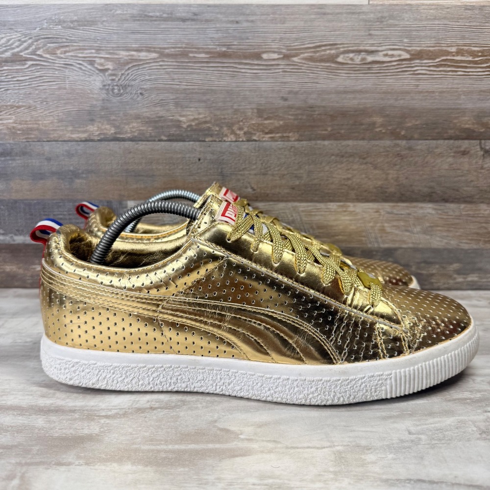 Puma x Undefeated Clyde Gametime Gold Metallic Sneakers Mens Size 9.5